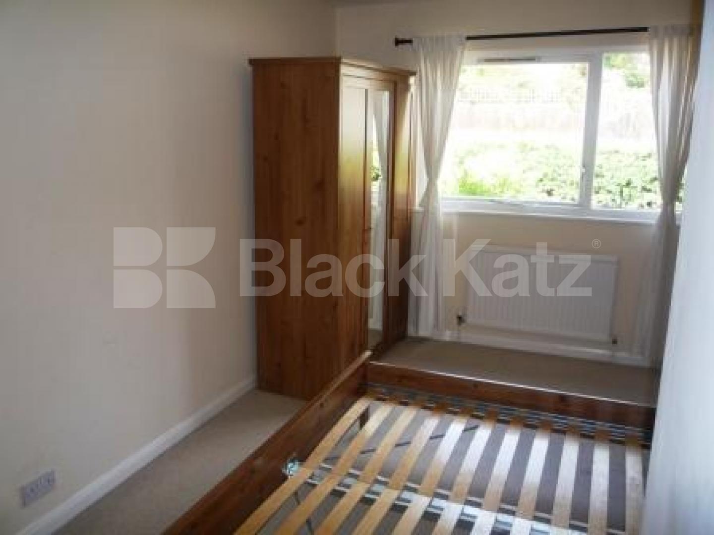 			2 Bedroom, 1 bath, 1 reception Semi-Detached House			 Highgate, HIGHGATE