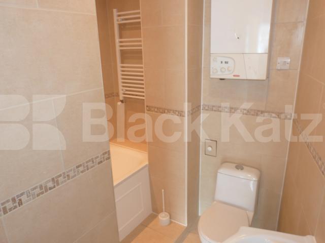 			2 Bedroom, 1 bath, 1 reception Flat			 Park Rd, Crouch End