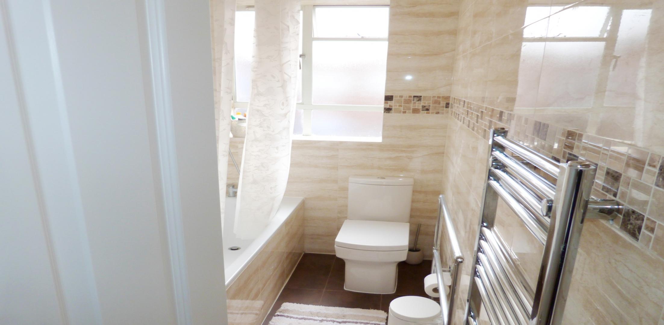 			NEW INSTRUCTION, 2 Bedroom, 1 bath, 1 reception Flat			 Priory Road, SOUTH HAMPSTEAD