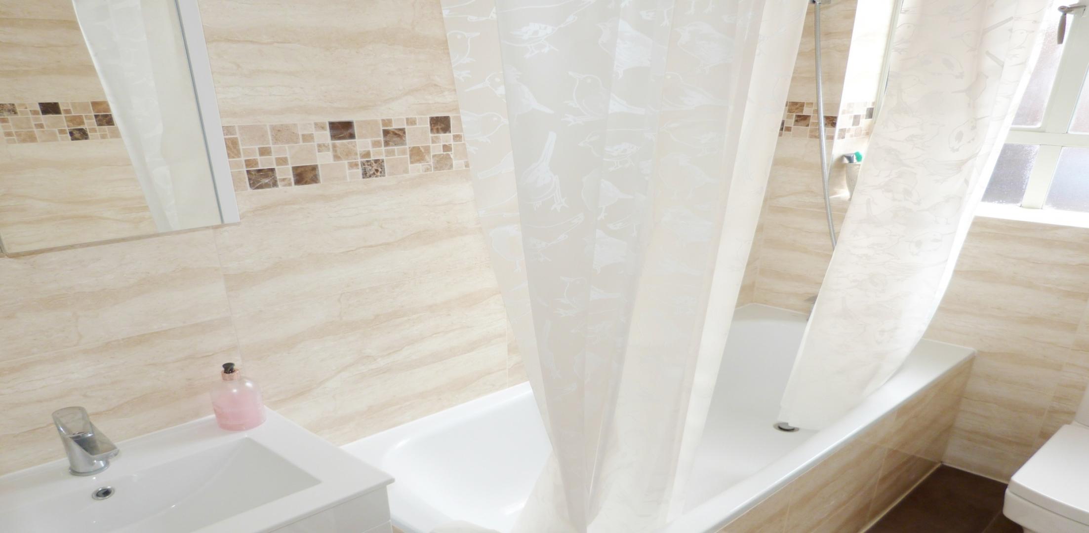 			NEW INSTRUCTION, 2 Bedroom, 1 bath, 1 reception Flat			 Priory Road, SOUTH HAMPSTEAD