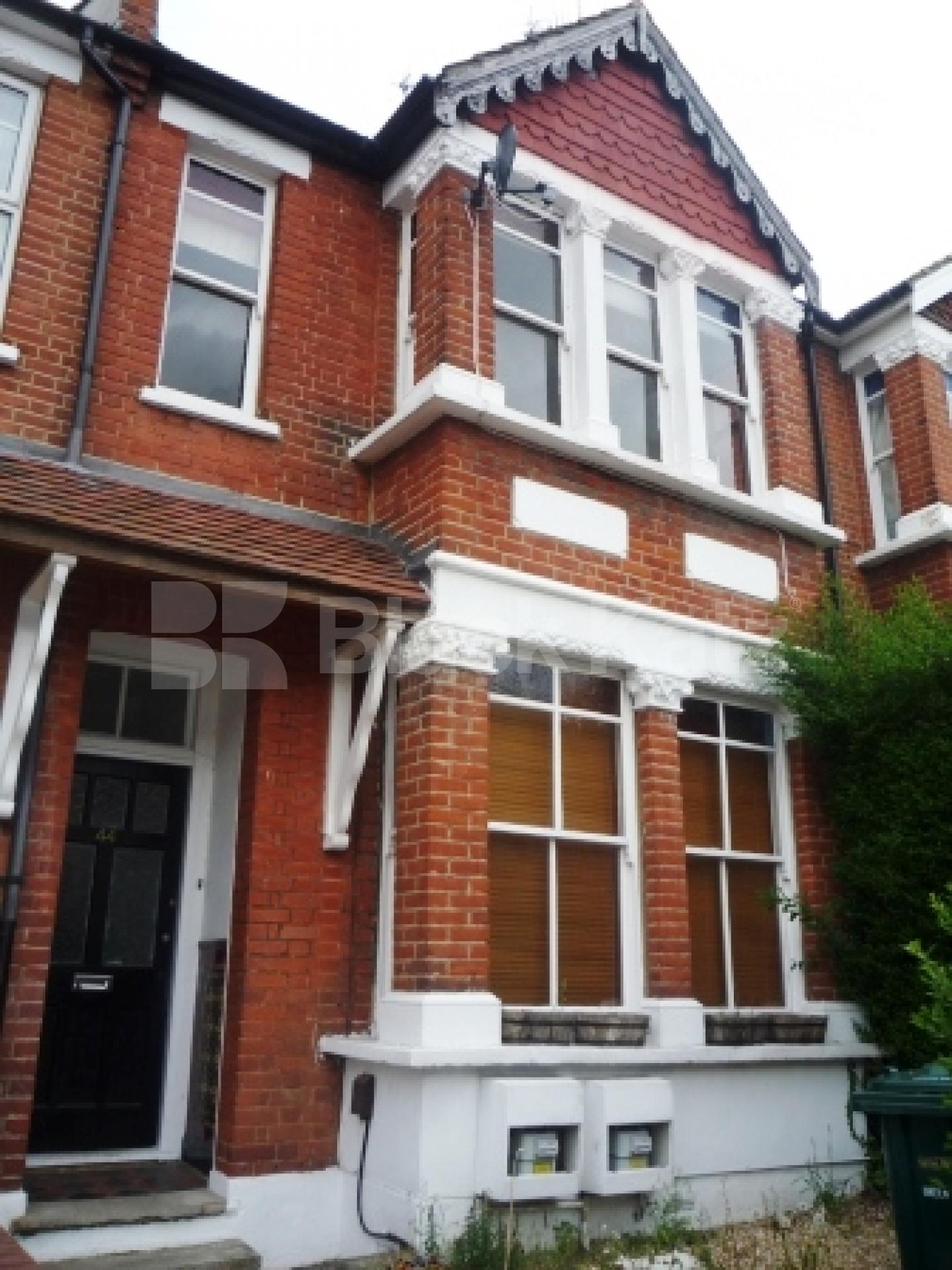 			2 Bedroom, 1 bath, 1 reception Flat			 Elm Park Road, Finchley Central N3