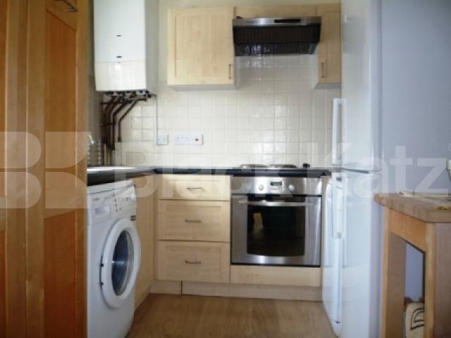 			2 Bedroom, 1 bath, 1 reception Flat			 Pembroke Road, Muswell Hill