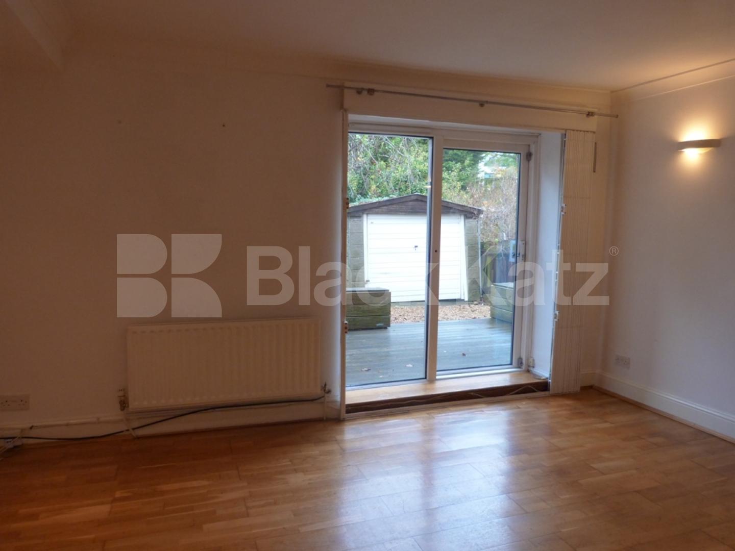 			Coleridge School Catchment!, 1 Bedroom, 1 bath, 1 reception Flat			 Christchurch Road, CROUCH END