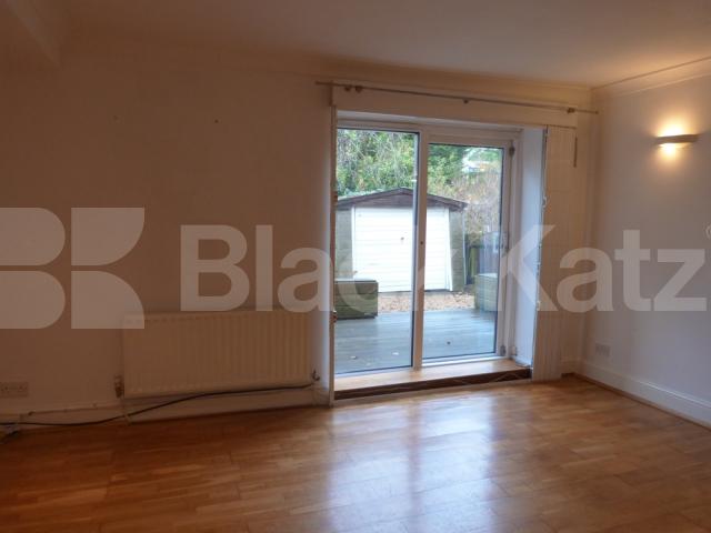 			Coleridge School Catchment!, 1 Bedroom, 1 bath, 1 reception Flat			 Christchurch Road, CROUCH END