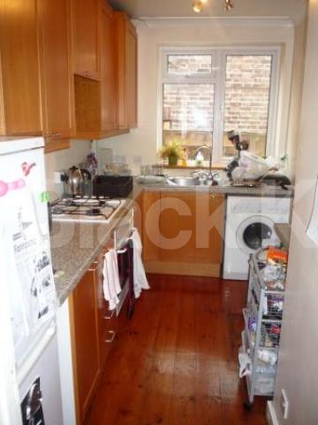 			2 Bedroom, 1 bath, 1 reception Flat			 Montenotte Road, Crouch End