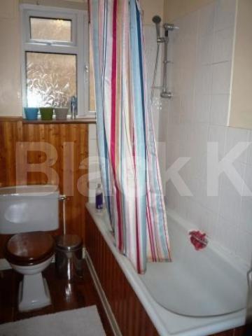 			2 Bedroom, 1 bath, 1 reception Flat			 Montenotte Road, Crouch End