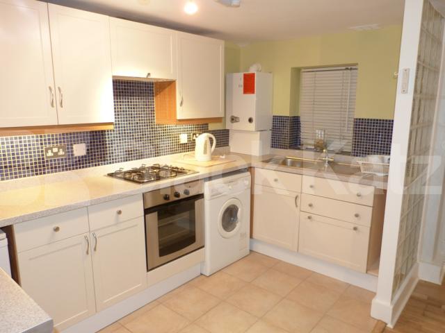 			New Instruction !, 1 Bedroom, 1 bath, 1 reception Flat			 Crescent Road, CROUCH END