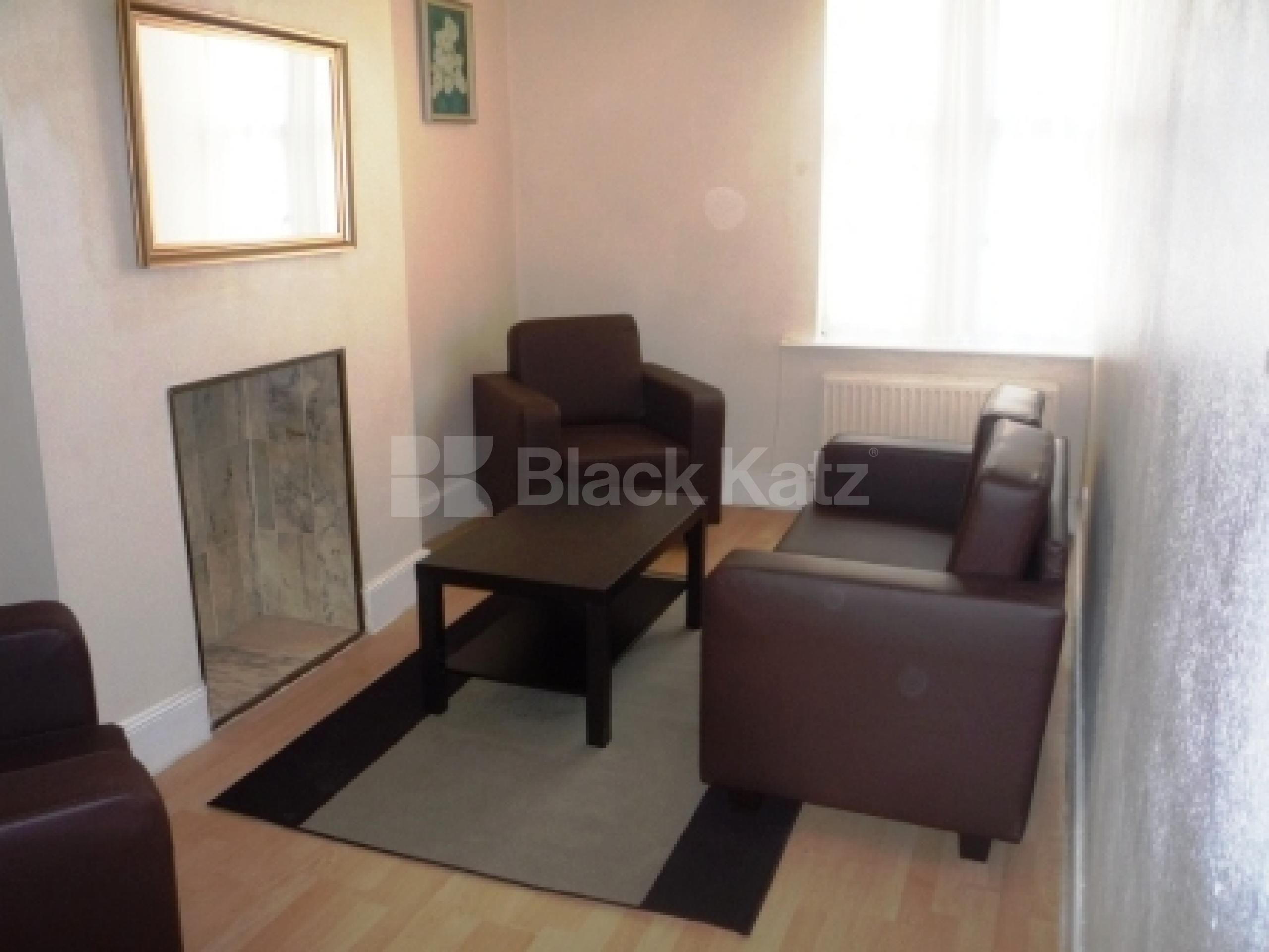 			1 Bedroom, 1 bath, 1 reception Flat			 High Road, Wood Green N22