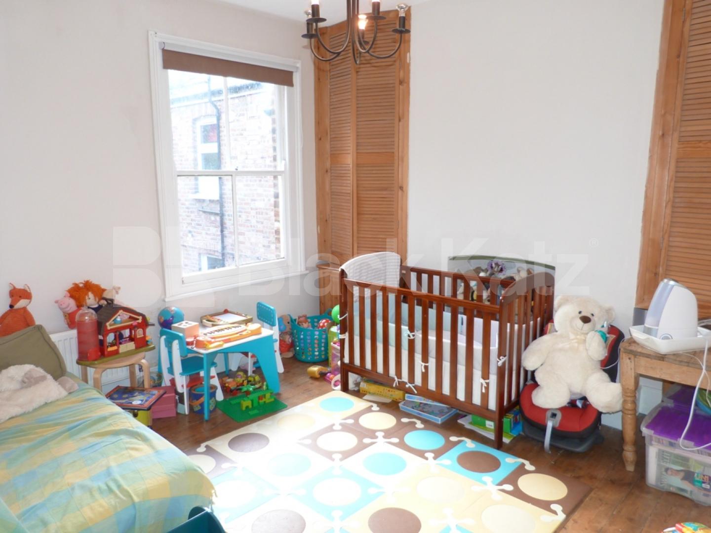 			2 Bedroom, 1 bath, 1 reception Flat			 Palace Gates Road, Alexandra Palace