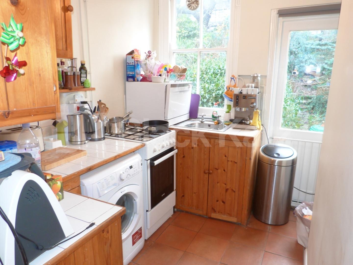 			2 Bedroom, 1 bath, 1 reception Flat			 Palace Gates Road, Alexandra Palace