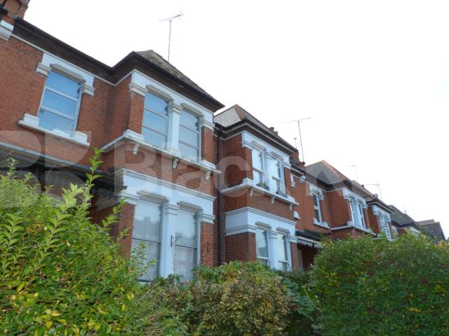 			2 Bedroom, 1 bath, 1 reception Flat			 Palace Gates Road, Alexandra Palace