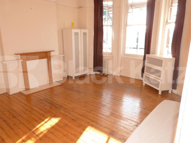 			NEW INSTRUCTION, 2 Bedroom, 1 bath, 1 reception Flat			 Muswell Hill, Muswell Hill