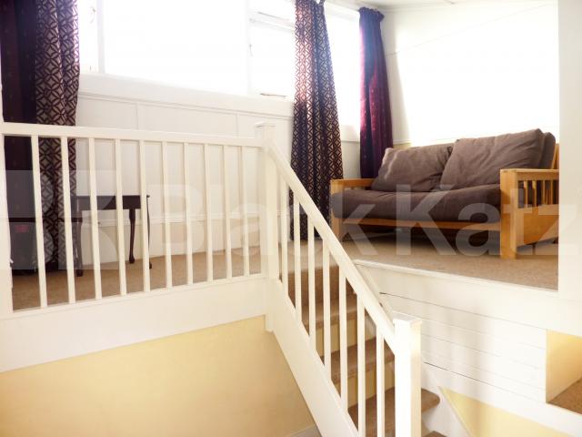 			NEW INSTRUCTION!, 2 Bedroom, 1 bath, 1 reception Flat			 Hilldrop Road, TUFNELL PARK