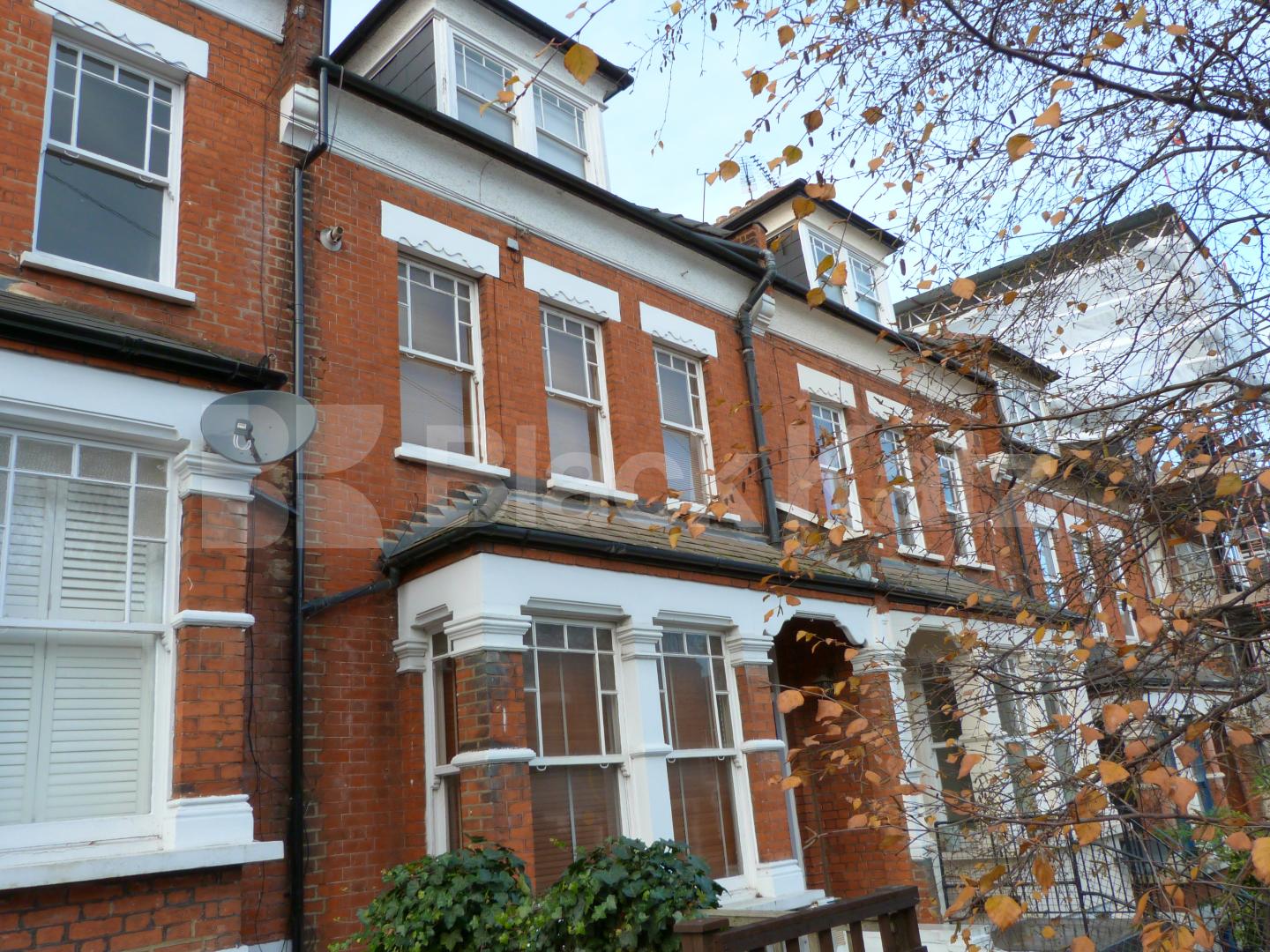 Spacious two bed set with a period house with lovely period features Glebe Road, Crouch End