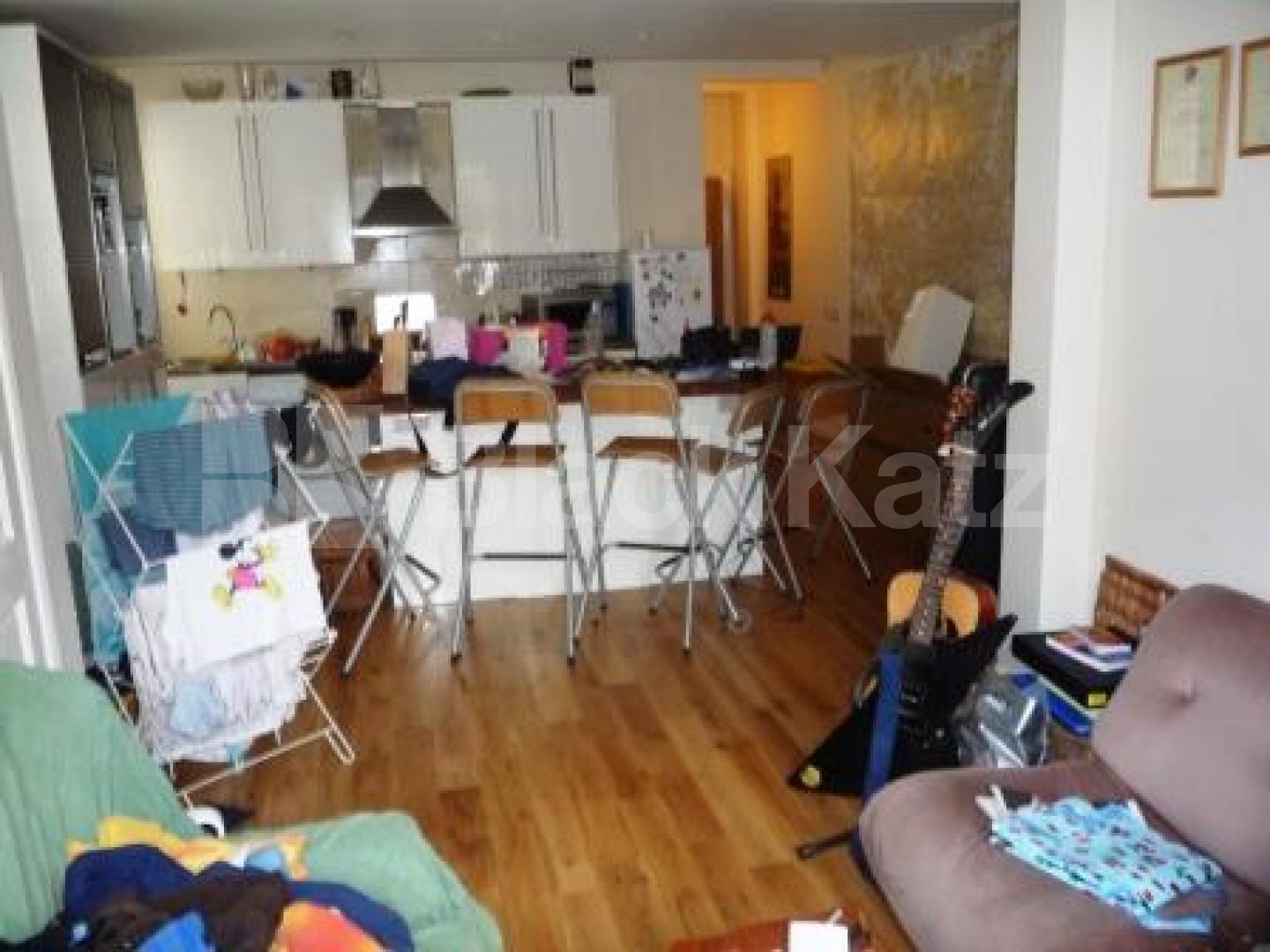 			LET, 2 Bedroom, 1 bath, 1 reception Flat			 Northview Road, CROUCH END N8