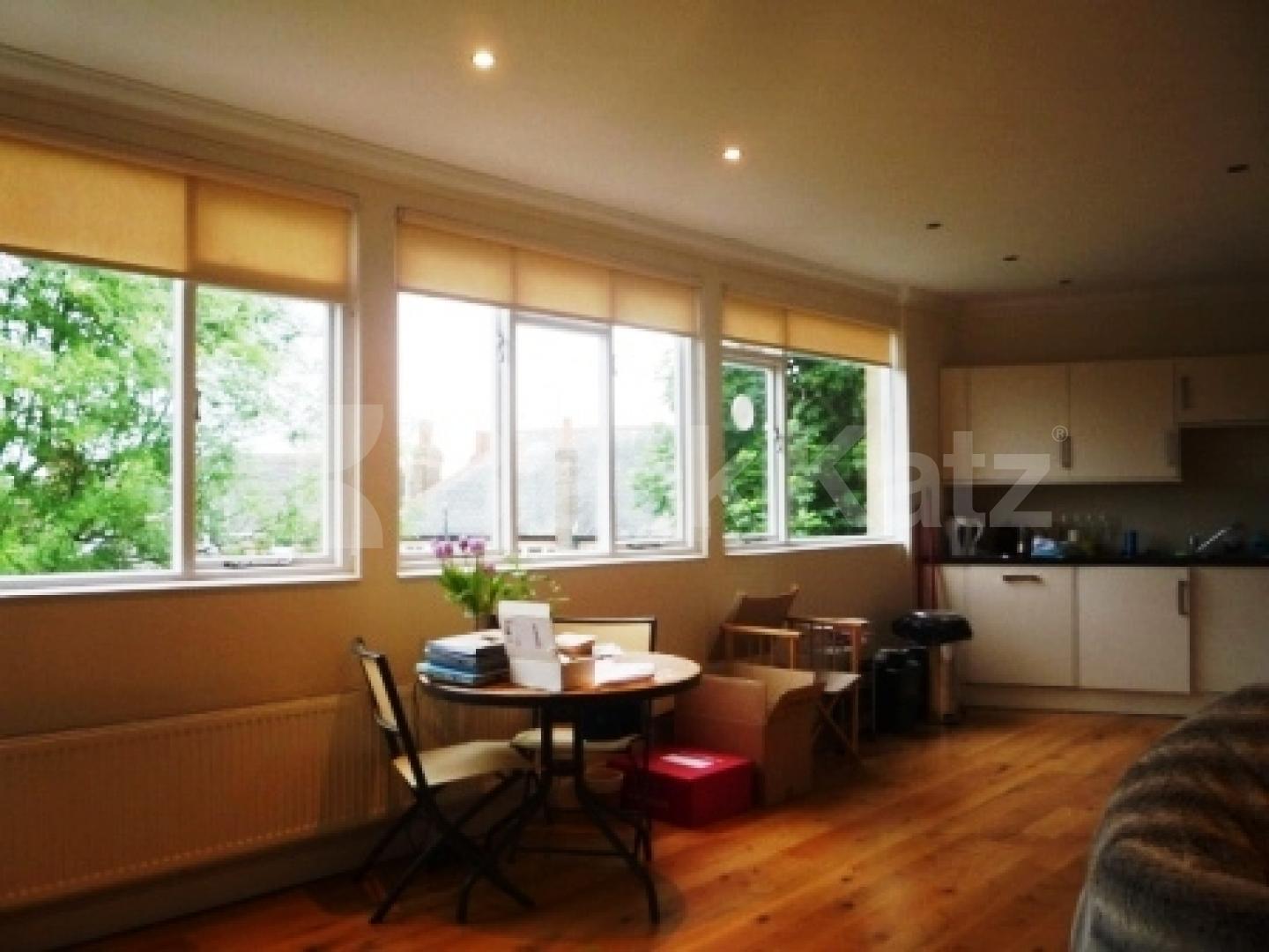 			2 Bedroom, 1 bath, 1 reception Flat			 Curzon Road, MUSWELL HILL