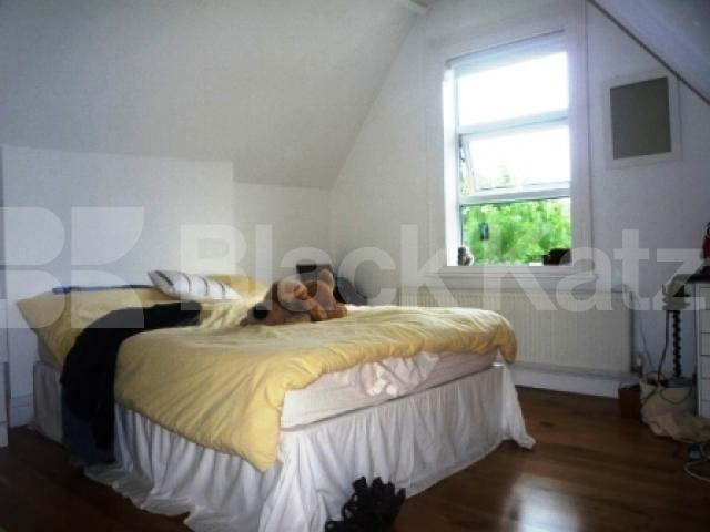 			2 Bedroom, 1 bath, 1 reception Flat			 Curzon Road, MUSWELL HILL