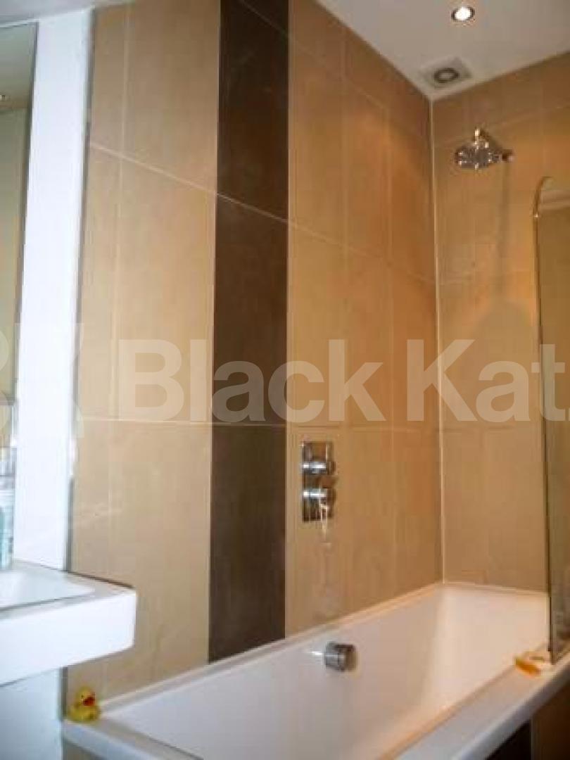 			2 Bedroom, 1 bath, 1 reception Flat			 Curzon Road, MUSWELL HILL