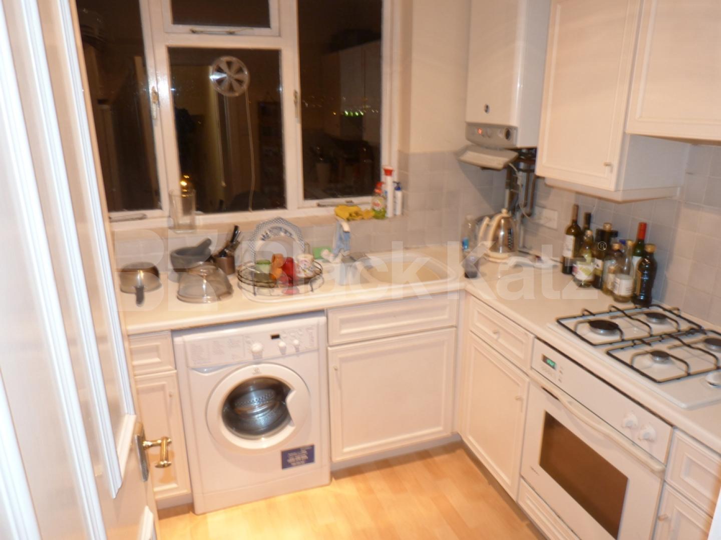 			Beautiful One Bed Property !, 1 Bedroom, 1 bath, 1 reception Ground Floor Flat			 Ridge Road, Crouch End