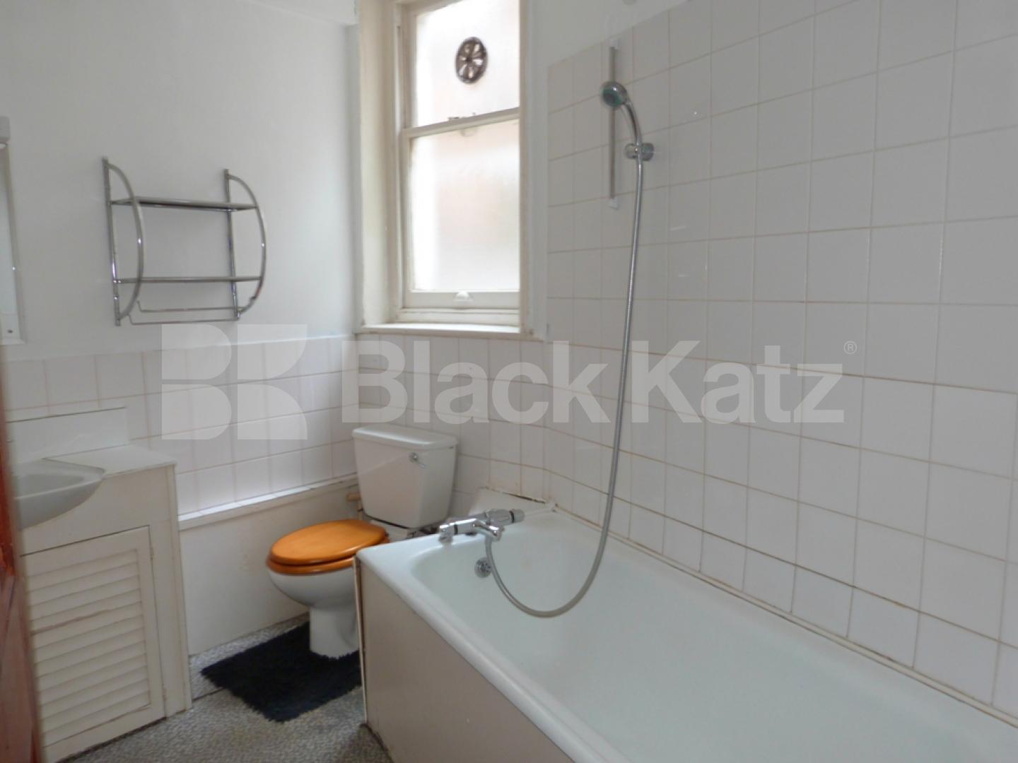 			NEW INSTRUCTION, 2 Bedroom, 1 bath, 1 reception Flat			 Muswell Hill, Muswell Hill