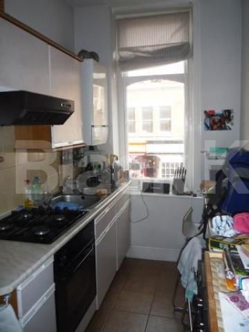 			1- bed flat with roof terrace, 1 Bedroom, 1 bath, 1 reception Flat			 Topsfield Parade, Crouch End