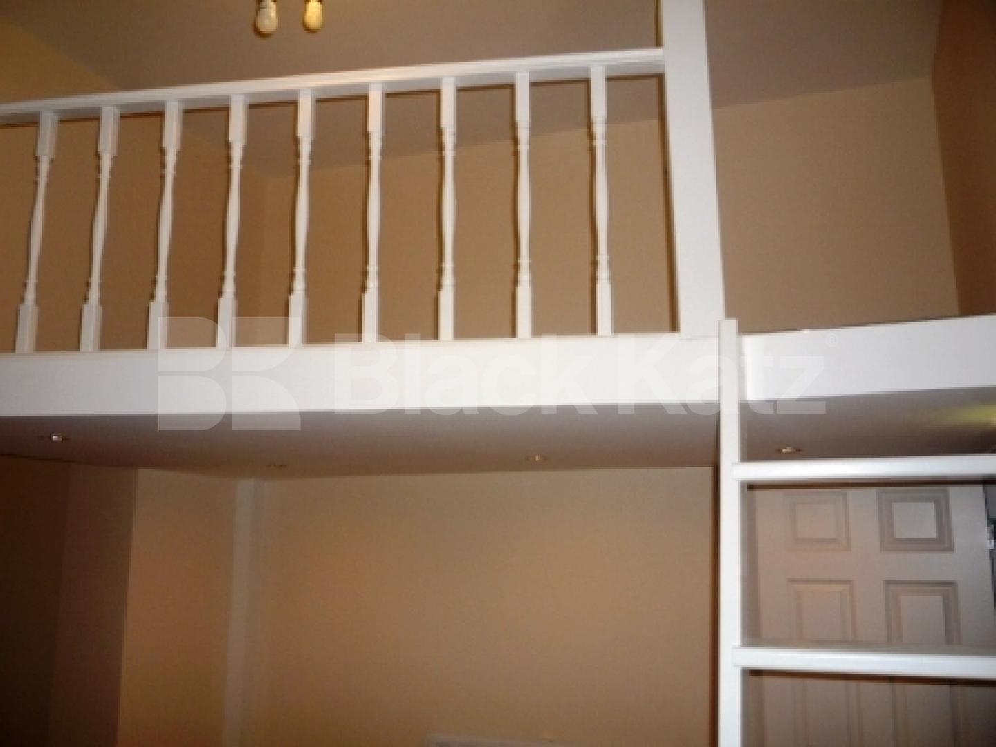 			Including Council Tax and Water, Studio Apartment, 1 bath, 1 reception Studio			 High St Hornsey, HORNSEY