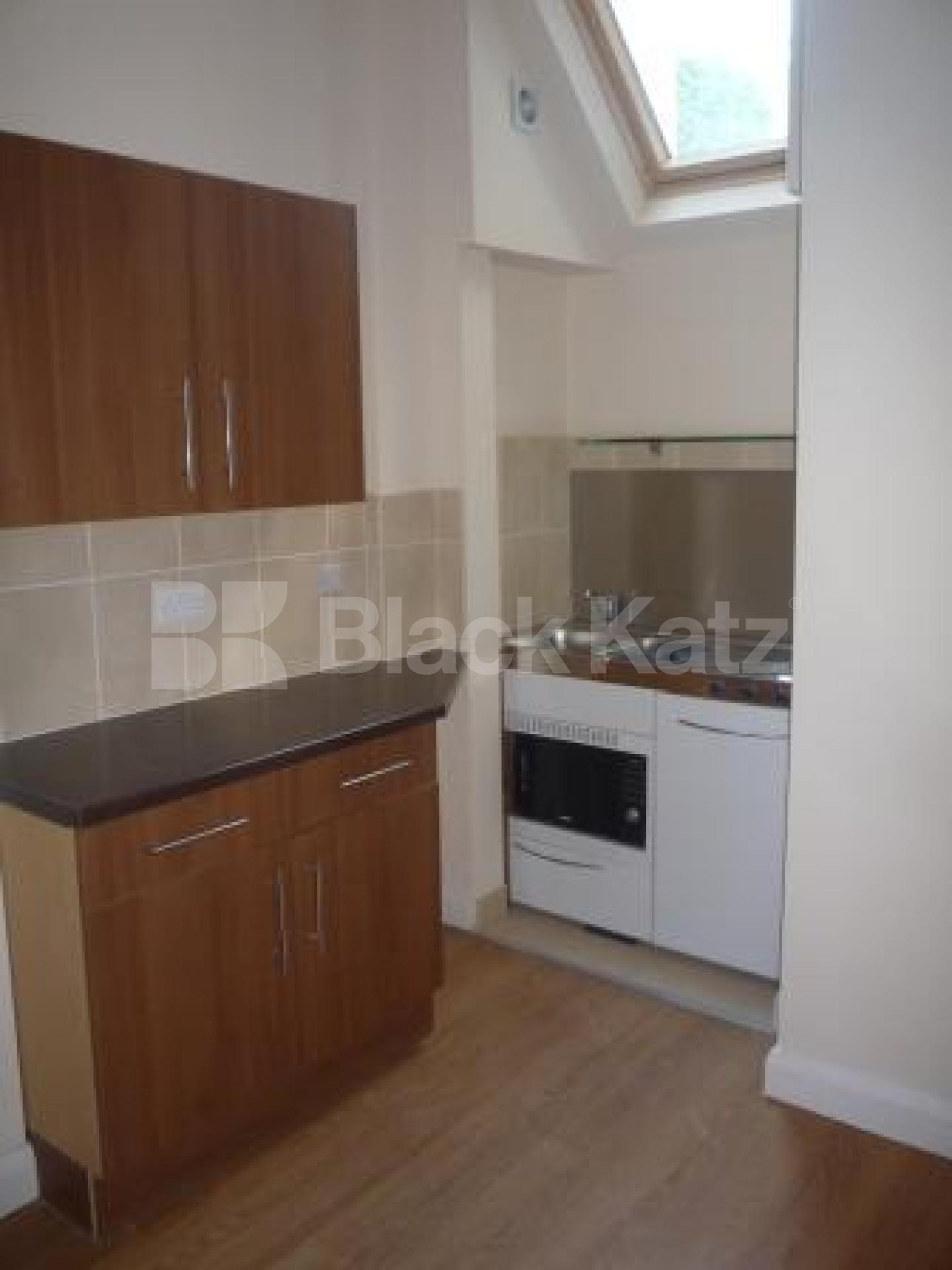 			Including Council Tax and Water, Studio Apartment, 1 bath, 1 reception Studio			 High St Hornsey, HORNSEY N8