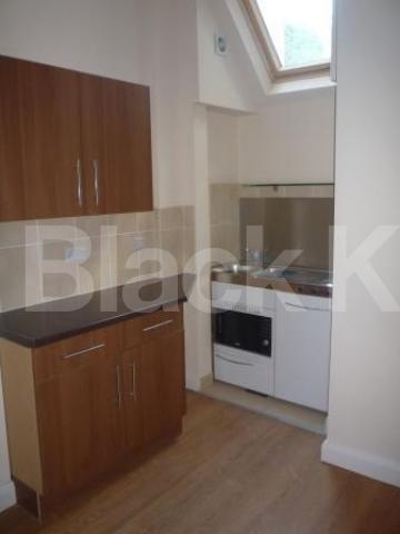 			Including Council Tax and Water, Studio Apartment, 1 bath, 1 reception Studio			 High St Hornsey, HORNSEY