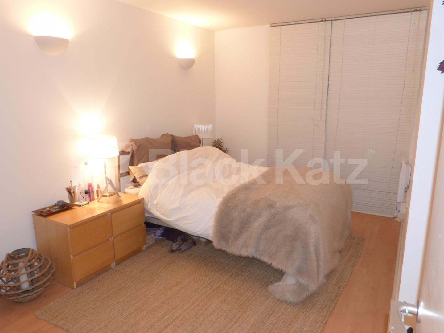 			Amazing Property !, 1 Bedroom, 1 bath, 1 reception Flat			 New River Village, HORNSEY