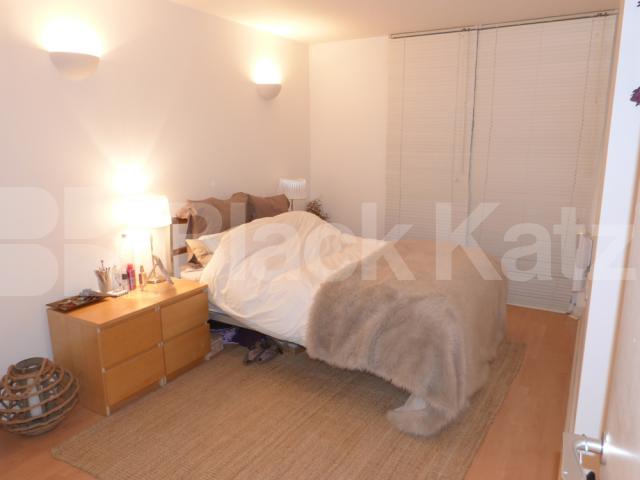 			Amazing Property !, 1 Bedroom, 1 bath, 1 reception Flat			 New River Village, HORNSEY