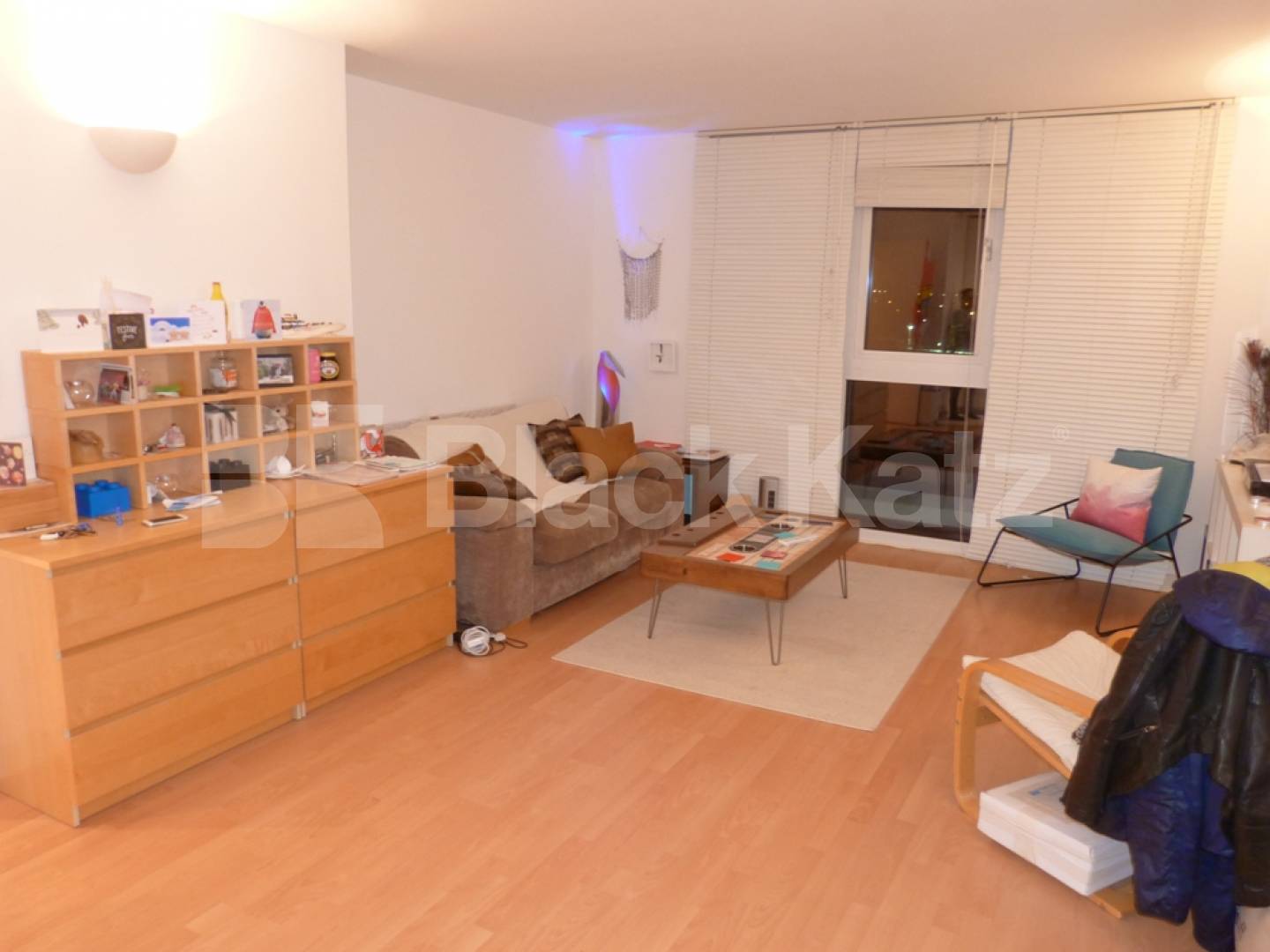 Open floor plan 1 Bedroom Flat in New River Village N8