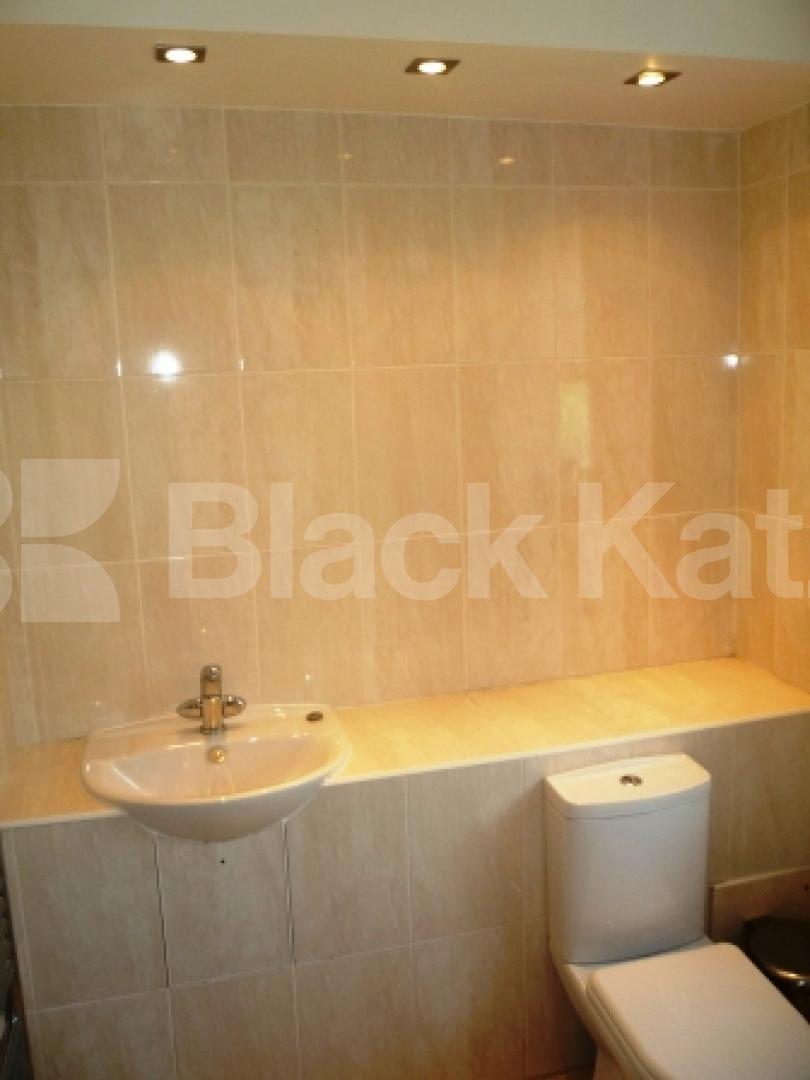 			Fantastic 5 Double Bed House !, 5 Bedroom, 1 bath, 1 reception Terraced House			 Waldeck Road, Turnpike Lane