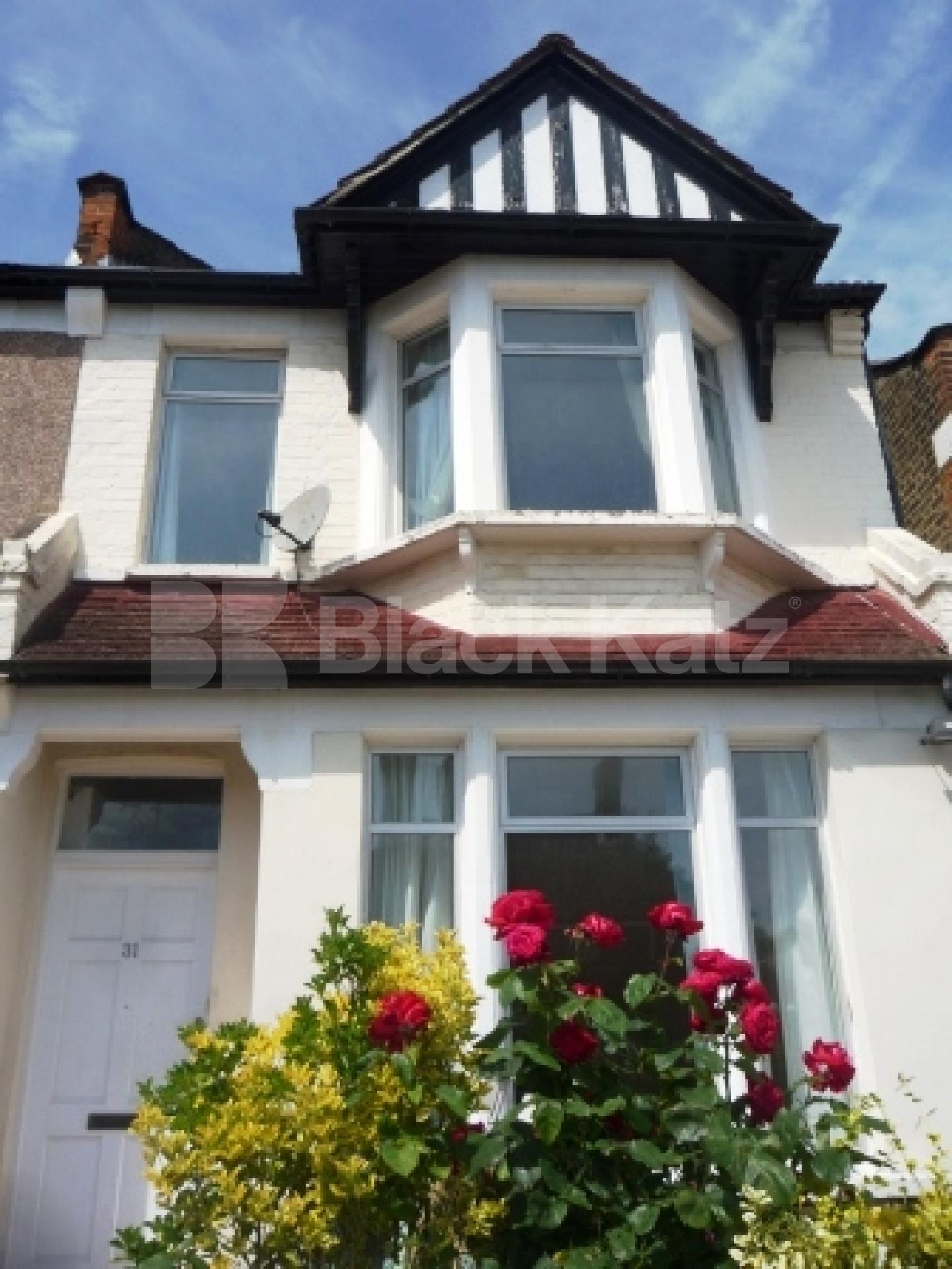 			Fantastic 5 Double Bed House !, 5 Bedroom, 1 bath, 1 reception Terraced House			 Waldeck Road, Turnpike Lane N15