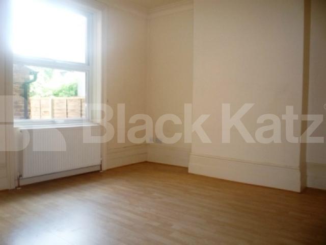 			2 Bedroom, 1 bath, 1 reception Flat			 Tower Terrace, ALEXANDRA PALACE