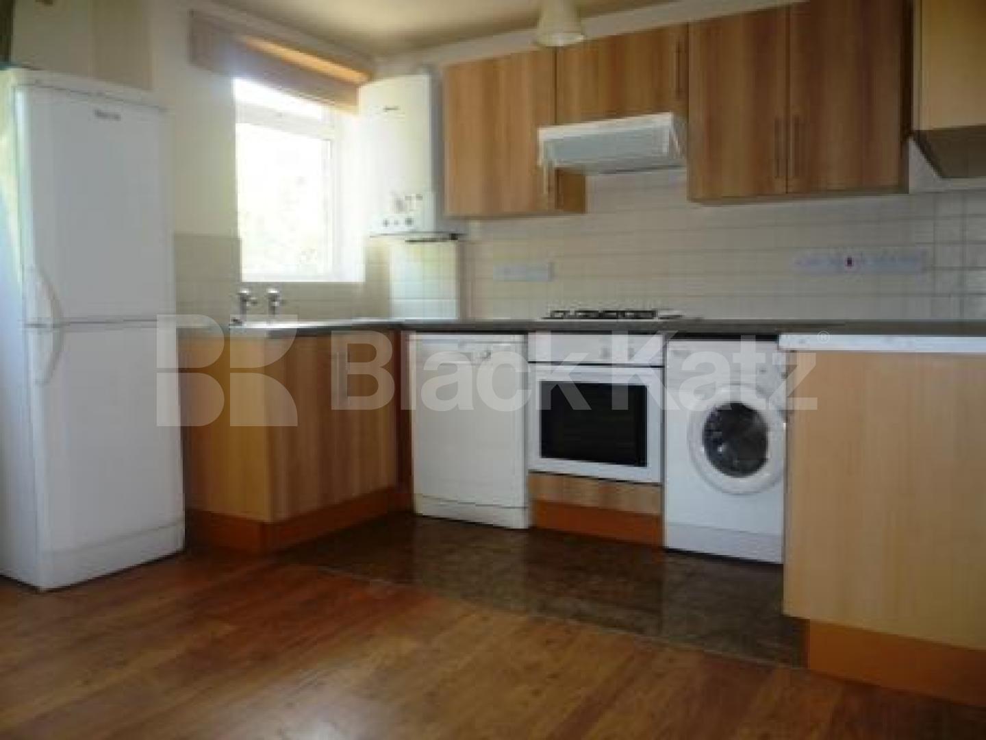 			2 Bedroom, 1 bath, 1 reception Flat			 Tower Terrace, ALEXANDRA PALACE