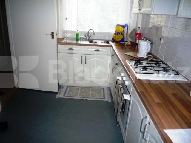 			1 Bedroom, 1 bath, 1 reception Flat			 Hillfield Avenue, CROUCH END