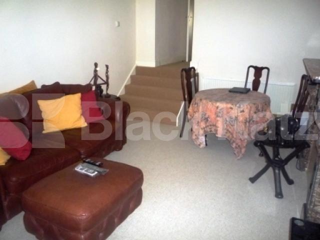 			1 Bedroom, 1 bath, 1 reception Flat			 Hillfield Avenue, CROUCH END