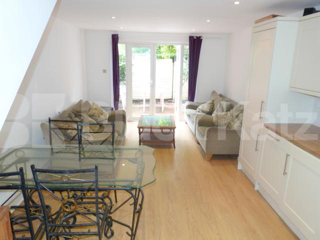 			NEW INSTRUCTION (Private Garden), 5 Bedroom, 1 bath, 1 reception House			 Stevenage Road, Fulham