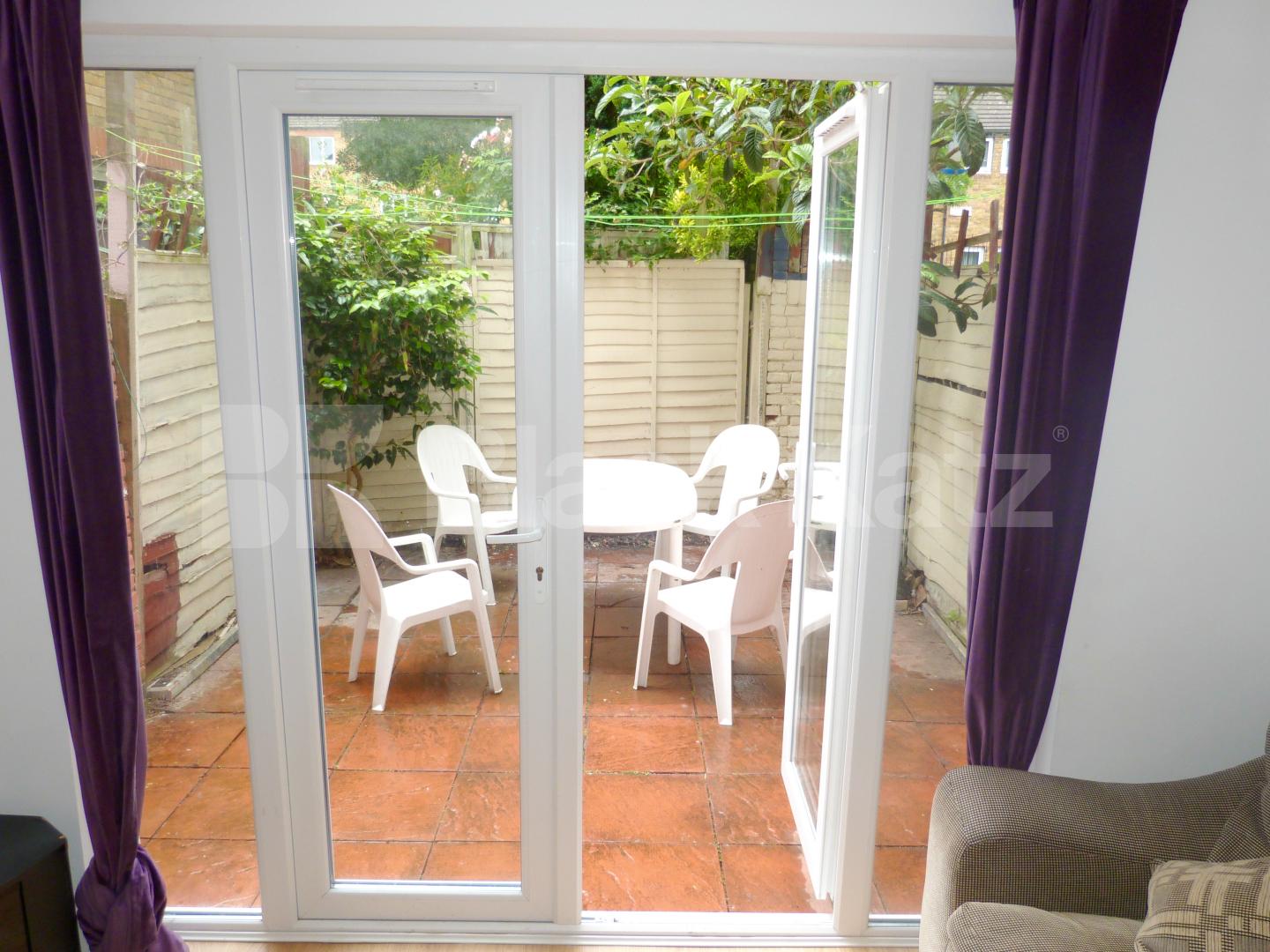 			NEW INSTRUCTION (Private Garden), 5 Bedroom, 1 bath, 1 reception House			 Stevenage Road, Fulham
