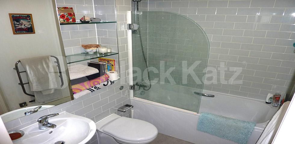 			NEW INSTRUCTION!, 1 Bedroom, 1 bath, 1 reception Flat			 Batholowmew Hse, Southern Row, WESTBOURNE PARK