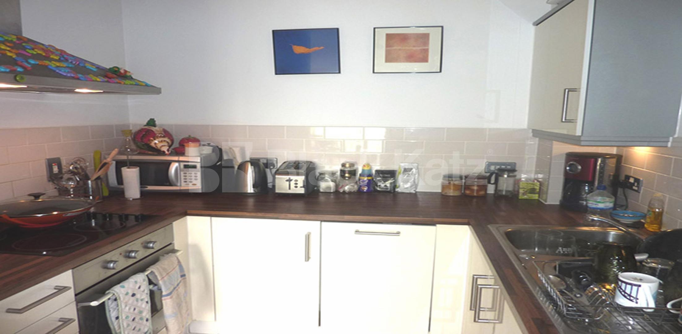 			NEW INSTRUCTION!, 1 Bedroom, 1 bath, 1 reception Flat			 Batholowmew Hse, Southern Row, WESTBOURNE PARK