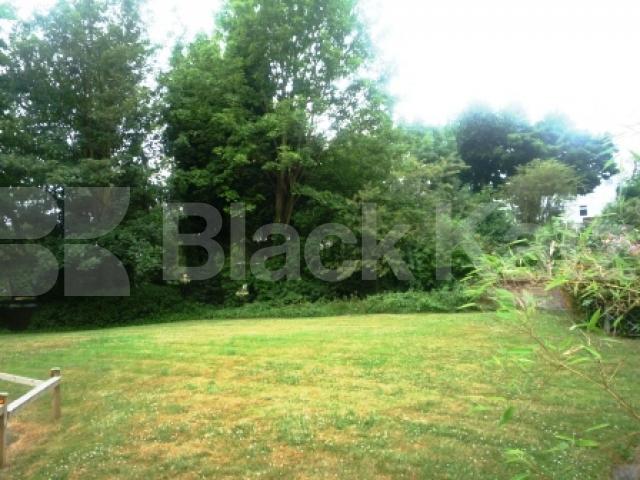 			2 Bedroom, 1 bath, 1 reception Ground Floor Flat			 Shepherds Hill, HIGHGATE