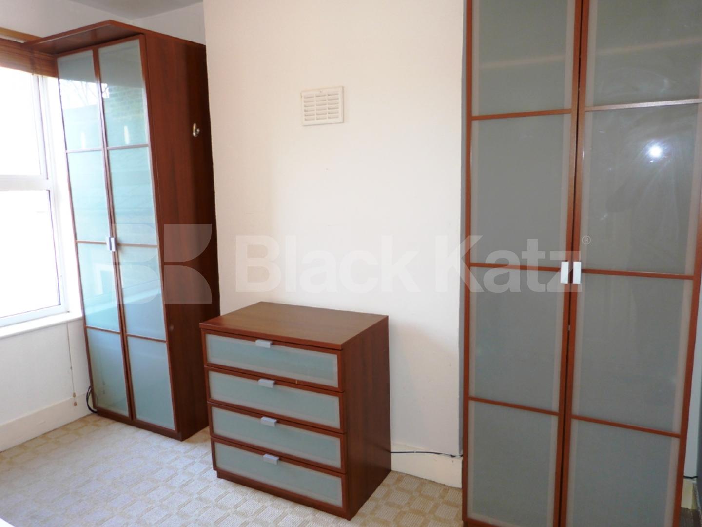 			LET!!, 2 Bedroom, 1 bath, 1 reception Terraced House			 Hornsey Park Road, Wood Green