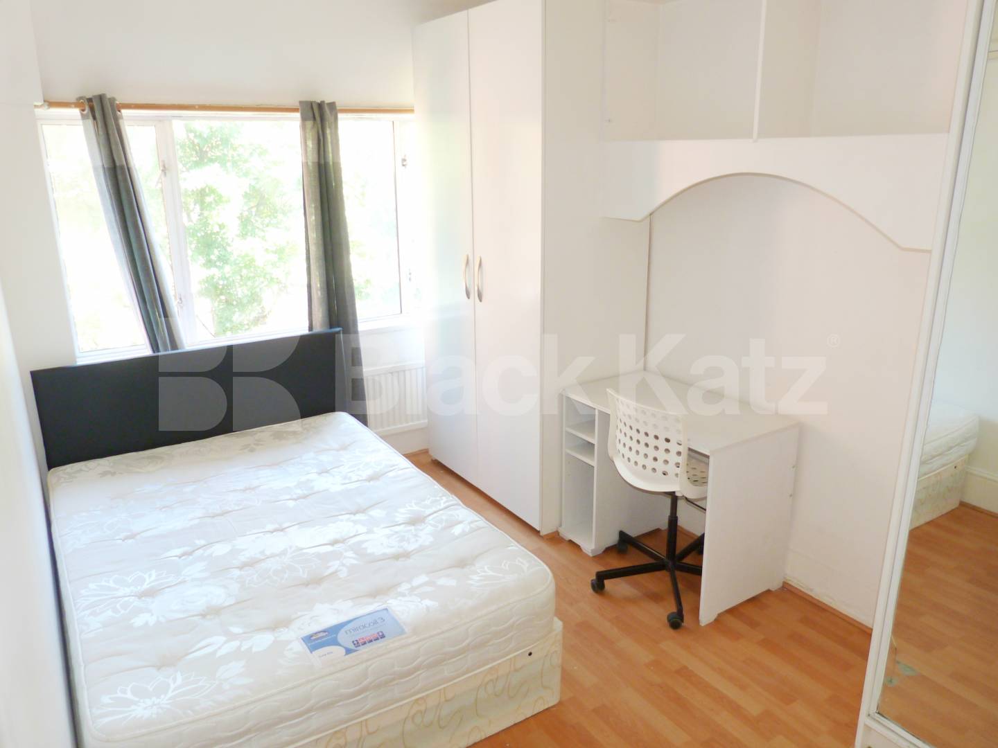 			NEW INSTRUCTION (Private Garden), 3 Bedroom, 1 bath, 1 reception House			 Garlinge Road, , Kilburn