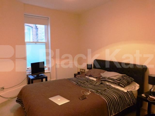 			Stunning Refurbished Property, 2 Bedroom, 1 bath, 1 reception Flat			 Fortis Green Road, Muswell Hill