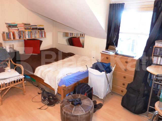 			Studio Apartment, 1 bath, 1 reception Studio			 Church Lane, CROUCH END