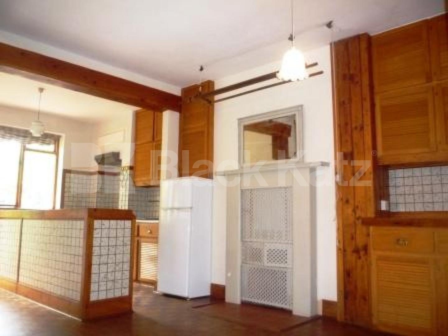 			Impressive 4 bed Edwardian House with south facing garden : Coleridge catchment, 4 Bedroom, 1 bath, 1 reception Semi-Detached House			 Crouch Hall Road, Crouch End