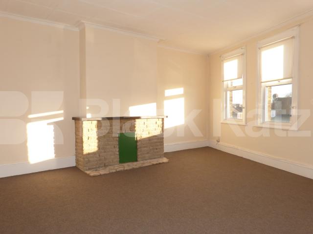 			NEW INSTRUCTION, 3 Bedroom, 1 bath, 1 reception Flat			 Lordship Lane, Wood Green