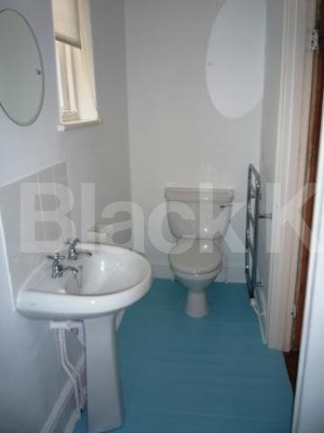 			Studio Apartment, 1 bath, 1 reception Flat			 Crouch Hall Road, Crouch End