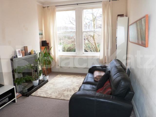 			New instruction!, 2 Bedroom, 1 bath, 1 reception Flat			 Weston Park, Crouch End